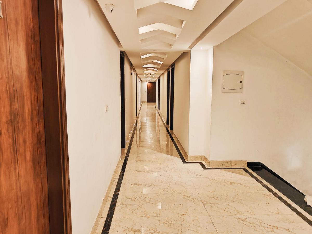 Hotel The Tark Near Igi Airport Delhi New Delhi
