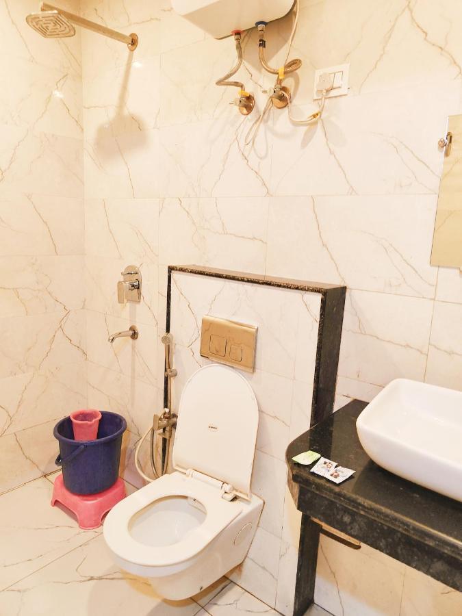 The Tark Near Igi Airport Delhi 4*