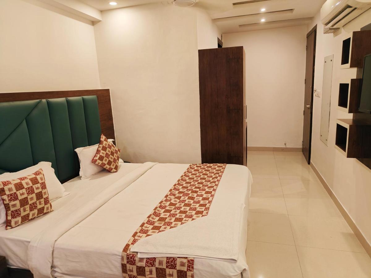 The Tark Near Igi Airport Delhi