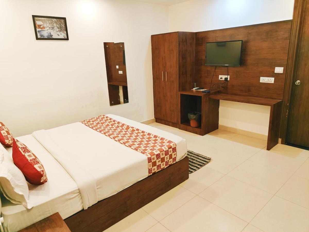 The Tark Near Igi Airport Delhi Hotel 4*