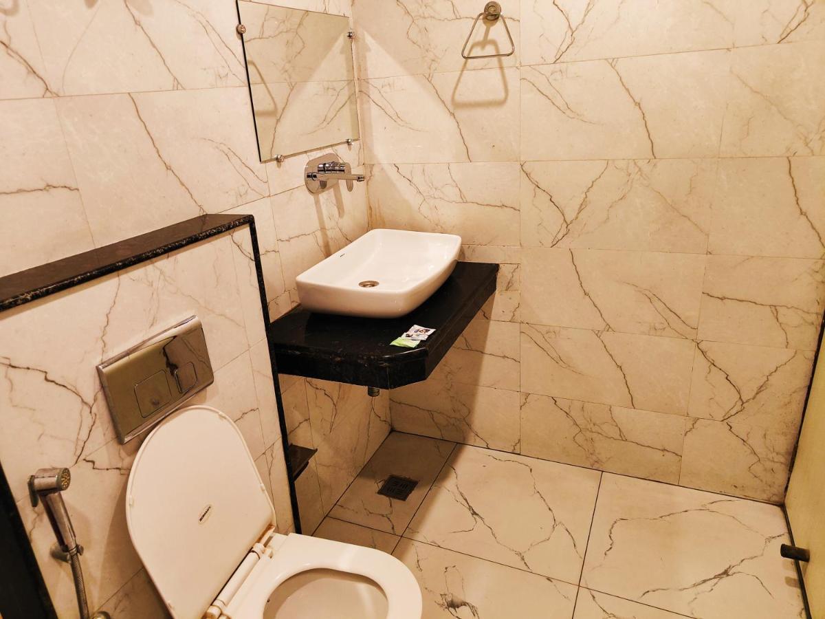 Hotel The Tark Near Igi Airport Delhi